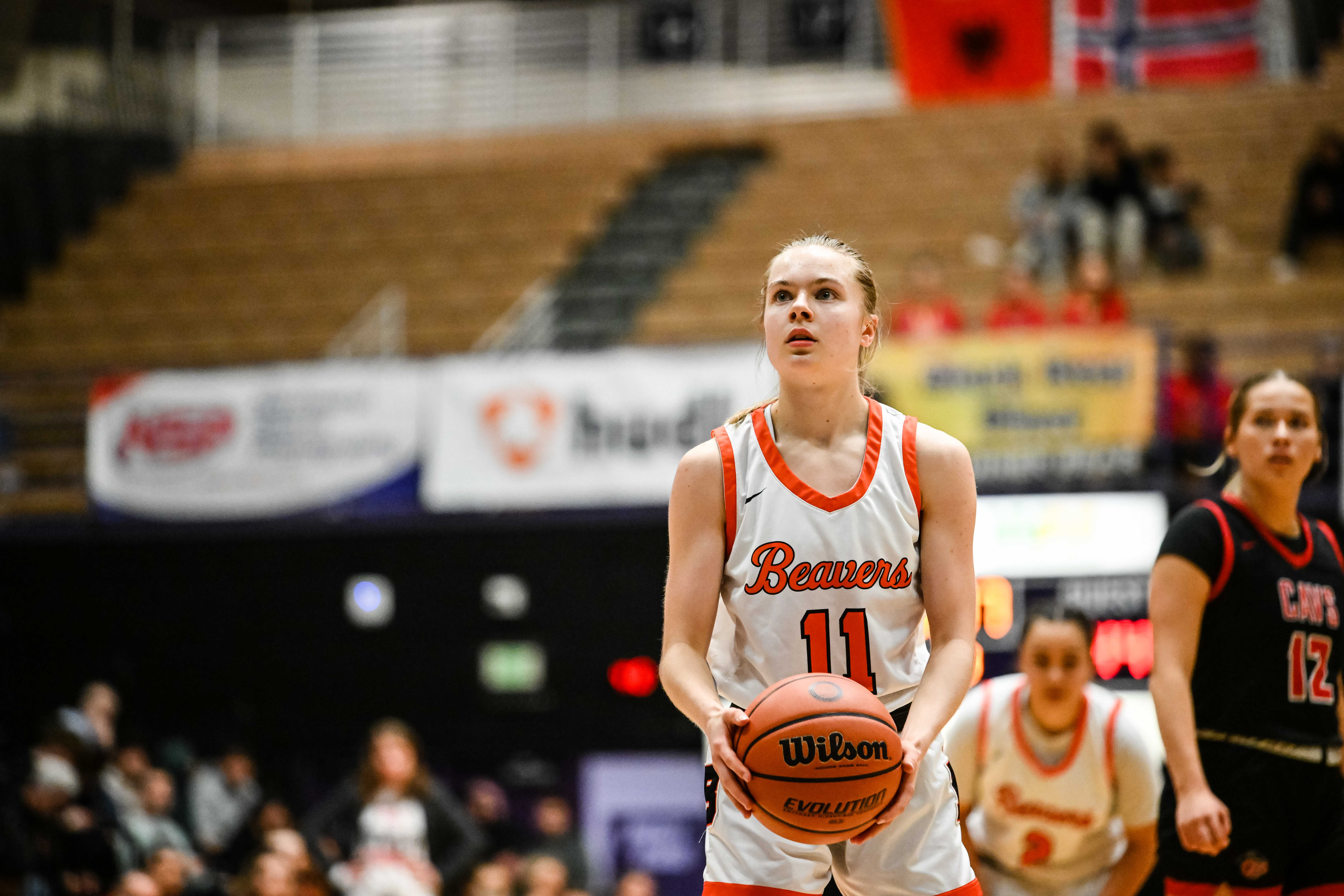 Clackamas Beaverton 6A Oregon girls basketball quarterfinal Naji Saker 1 -80